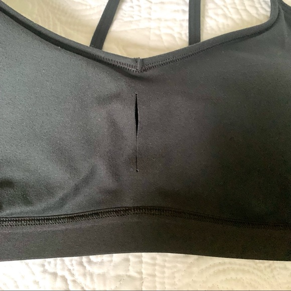 NWT Black & White Adidas Sports Bra - Picture 7 of 8